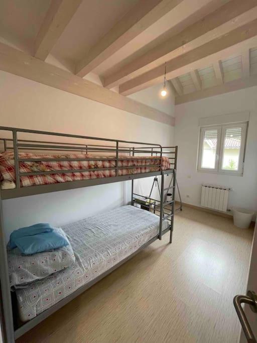 Casa En La Montana Con Piscina De Temporada Βίλα Arredondo Εξωτερικό φωτογραφία