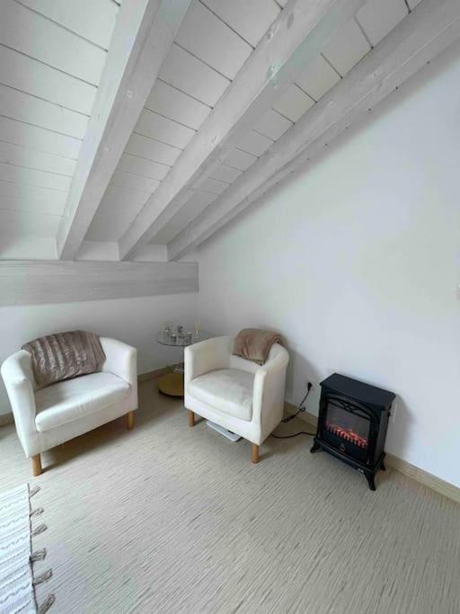 Casa En La Montana Con Piscina De Temporada Βίλα Arredondo Εξωτερικό φωτογραφία